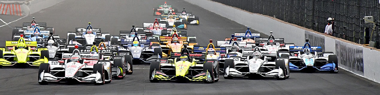 indy cars racing to through the start line Wilmington